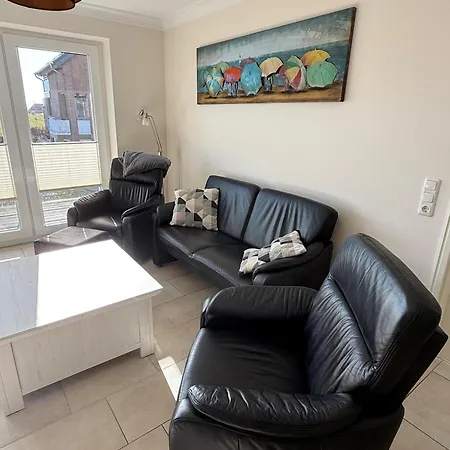 Appartement Haus Seehafen 1 2 *